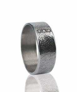 Zilveren ring met vingerafdruk recht
